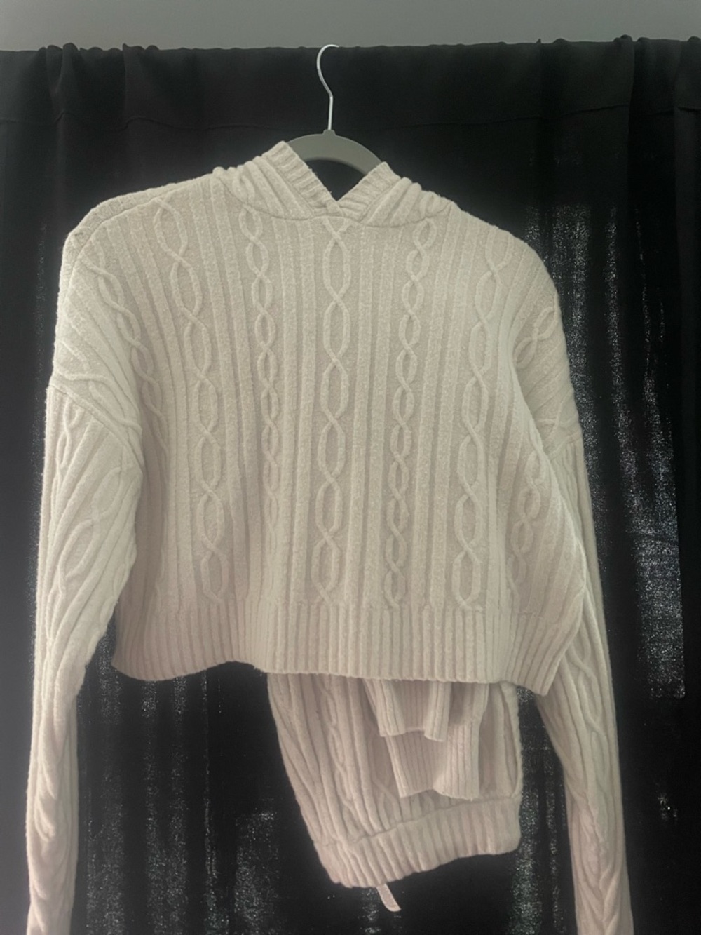ALO Cream Cable-Knit Hooded Turtleneck Sweater AND pants set